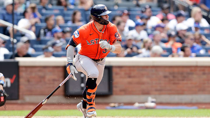 Houston Astros infielder Trey Cabbage