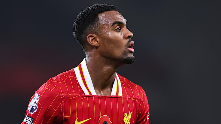 R. Gravenberch - Liverpool