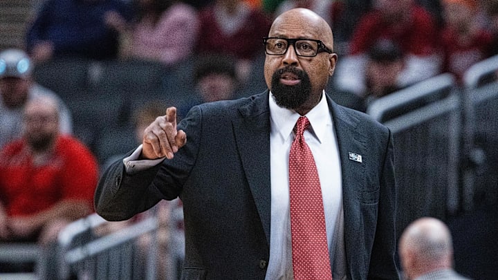 Indiana Hoosiers head coach Mike Woodson in the first half against the Oregon Ducks at Gainbridge Fieldhouse.