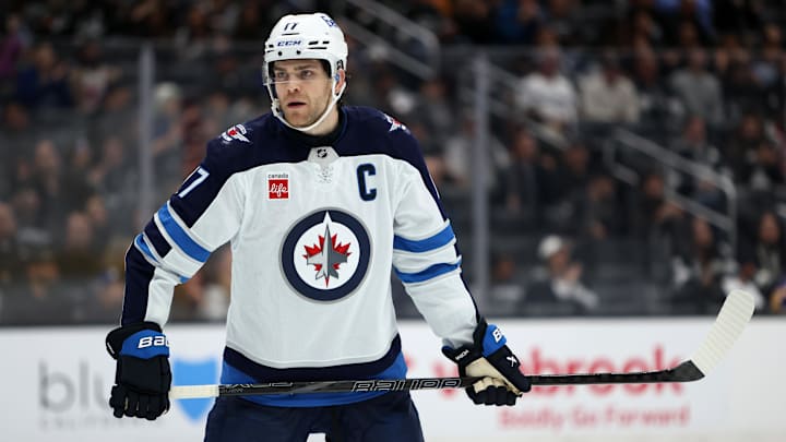 Nov 4, 2025; Los Angeles, California, USA;  Winnipeg Jets center Adam Lowry (17) looks on during the third period against the Los Angeles Kings at Crypto.com Arena. Mandatory Credit: Kiyoshi Mio-Imagn Images