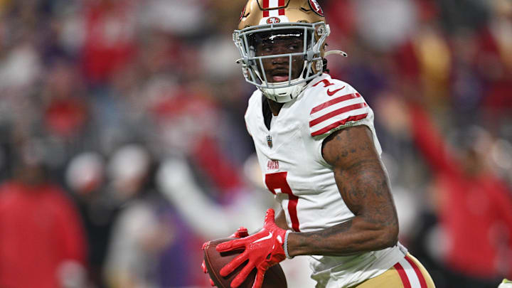 San Francisco 49ers cornerback Charvarius Ward (7)