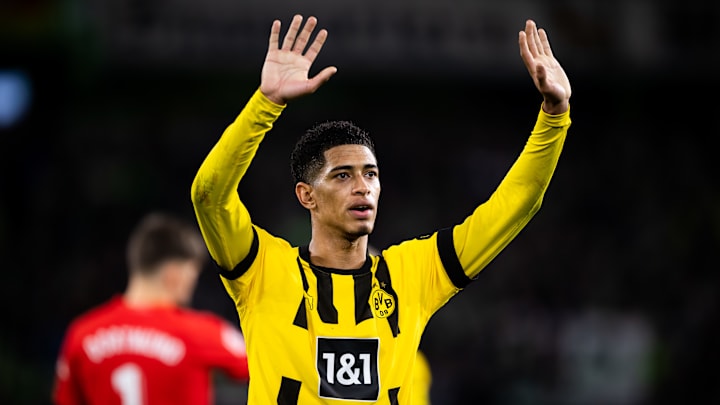 Bellingham vai tratar do futuro no Borussia Dortmund após a Copa do Mundo. 