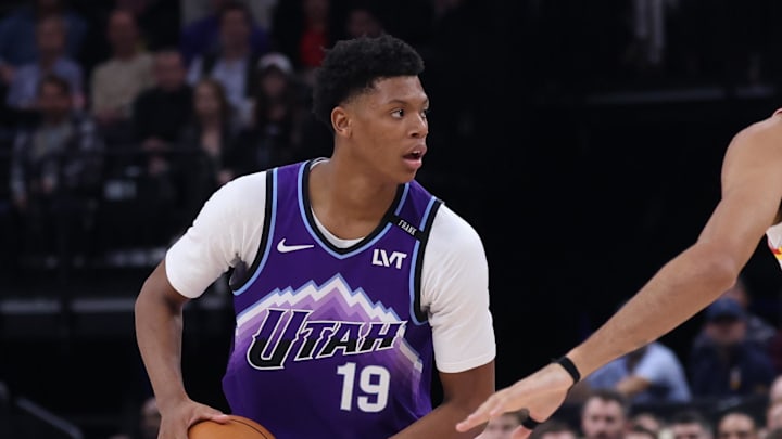 Nov 13, 2025; Salt Lake City, Utah, USA; Utah Jazz guard Ace Bailey (19) looks to pass against Atlanta Hawks forward Zaccharie Risacher (10) during the second half at Delta Center. Mandatory Credit: Rob Gray-Imagn Images