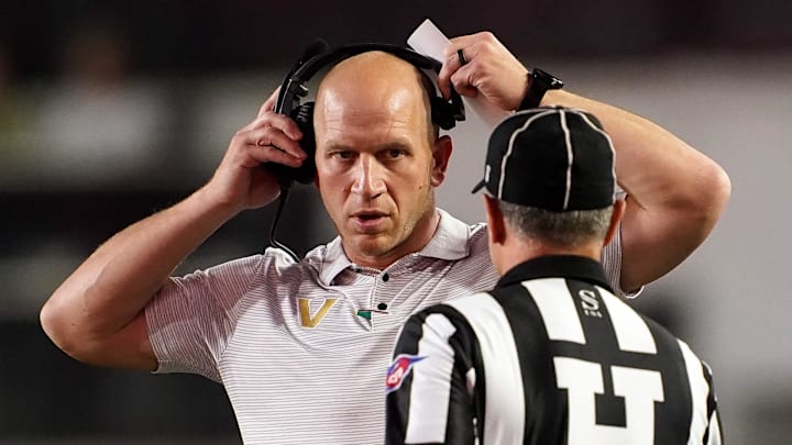 Vanderbilt coach Clark Lea speaks with officials during the first quarter against Georgia State at FirstBank Stadium in Nashville, Tenn., Saturday, Sept. 20, 2025.