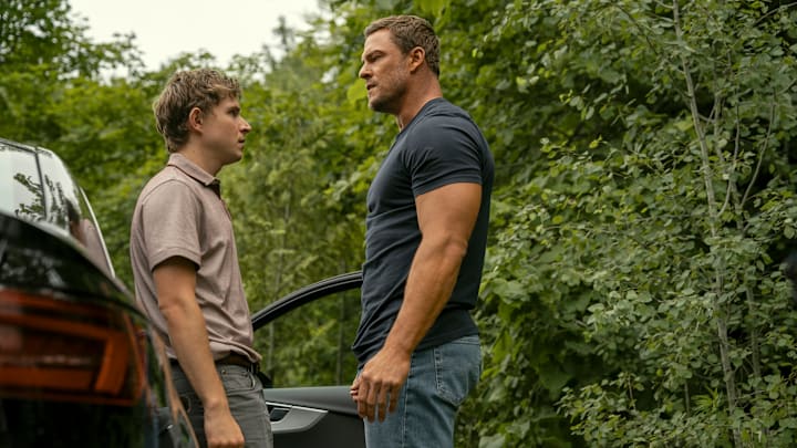 Johnny Berchtold (Richard Beck), Alan Ritchson (Jack Reacher) in Reacher season 3 - Amazon Prime Video