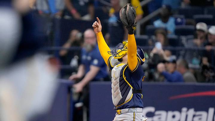 Milwaukee Brewers catcher William Contreras (24) celebrate after the Brewers defeated Tampa Bay Rays in the World Series during Game 5 of the World Series at Tropicana Field in St. Petersburg, Fla. on Oct 28, 2026.  - Jovanny Hernandez / Milwaukee Journal Sentinel