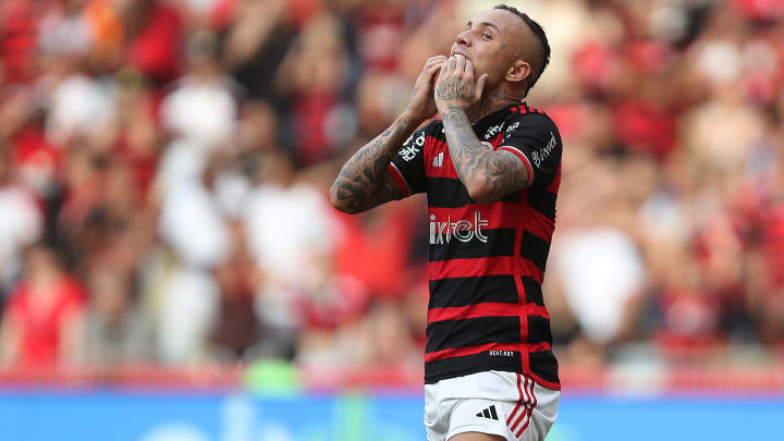 Cebolinha vem convivendo com lesões na temporada 2024 Cebolinha vem convivendo com lesões na temporada 2024