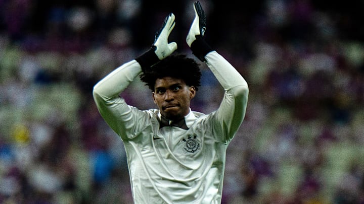 Hugo Souza, goleiro do Corinthians em 2024
