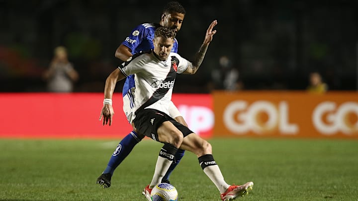Cruzeiro x Vasco se enfrentam pelo Brasileirão Série A 2025