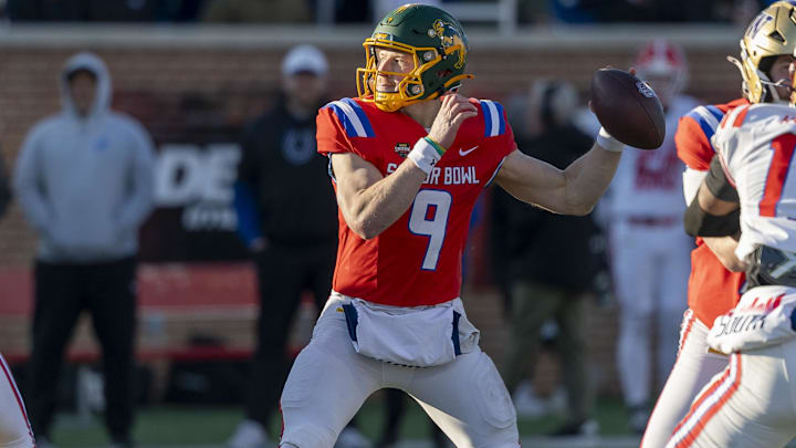National quarterback Cole Payton (9) of North Dakota State throws the ball during the second half of the 2026 Senior Bowl at University of South Alabama, Hancock Whitney Stadium. Mandatory Credit: Vasha Hunt-Imagn Images
