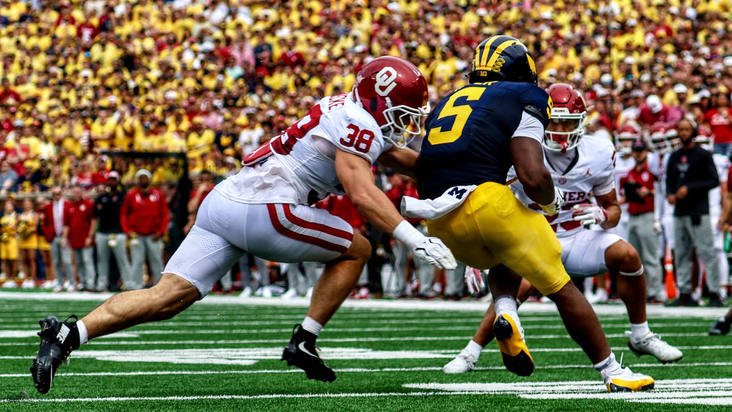 Oklahoma Star Defenders Trending to Return vs. No. 1 Texas