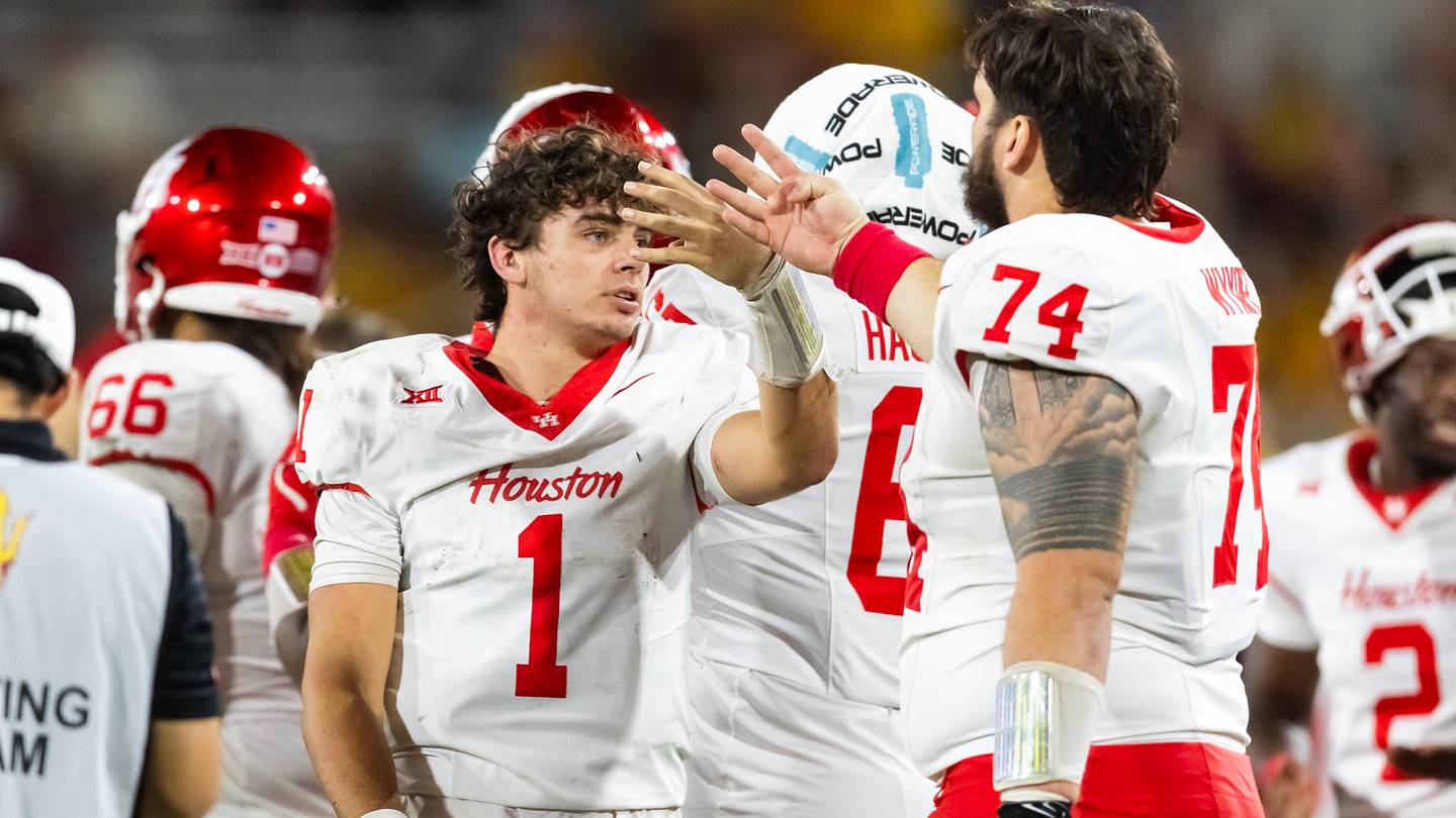 Four Houston Cougars named to Earl Campbell Tyler Rose Award Watch List