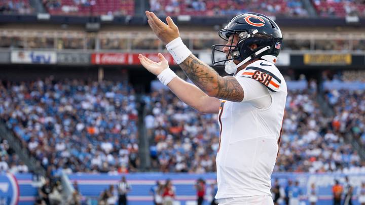 Chicago Bears quarterback Tyson Bagent (17) celebrates his run against the Tennessee Titans during the first half at Nissan Stadium. Mandatory Credit: Steve Roberts-Imagn Images Chicago Bears quarterback Tyson Bagent (17) celebrates his run against the Tennessee Titans during the first half at Nissan Stadium. Mandatory Credit: Steve Roberts-Imagn Images
