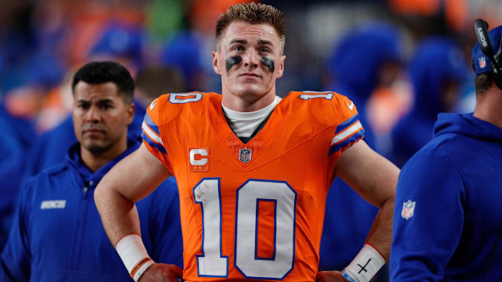 Denver Broncos quarterback Bo Nix (10) in the fourth quarter against the Las Vegas Raiders at Empower Field at Mile High.
