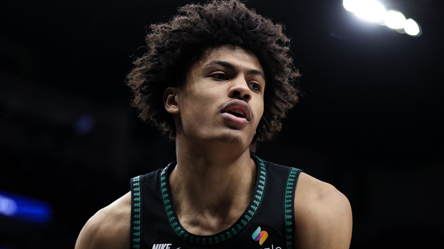 Beringer Makes History, Looks Like Future Star in Final Game as a Rookie