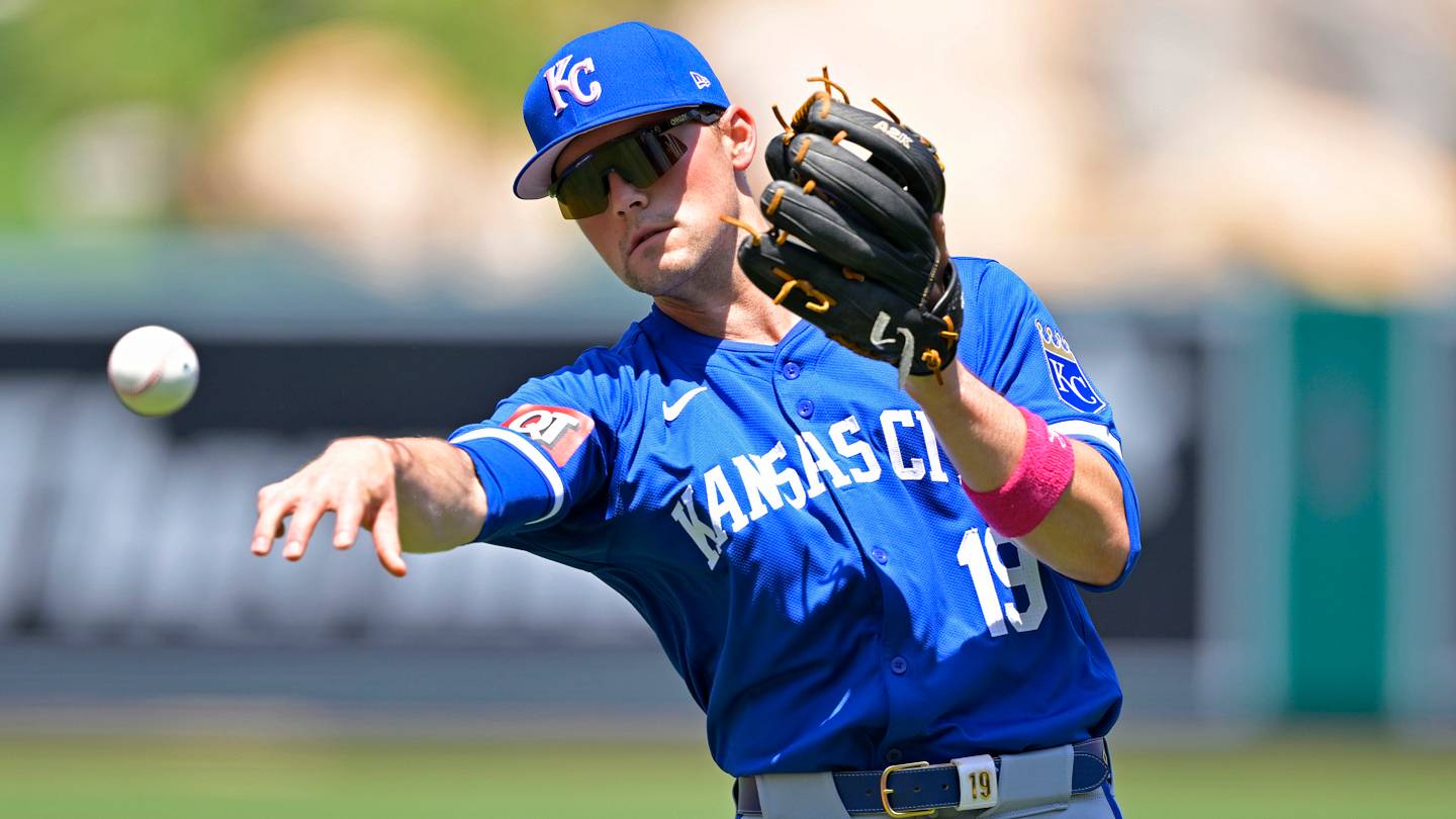 Big roster shakeup launches KC Royals homestand