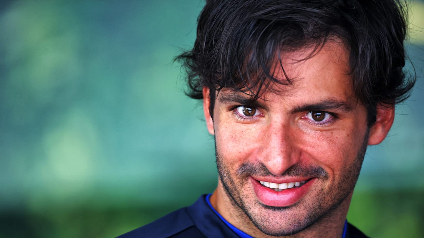 How Carlos Sainz 'Nailed' The F1 Qatar Grand Prix To Give Williams a Podium Finish