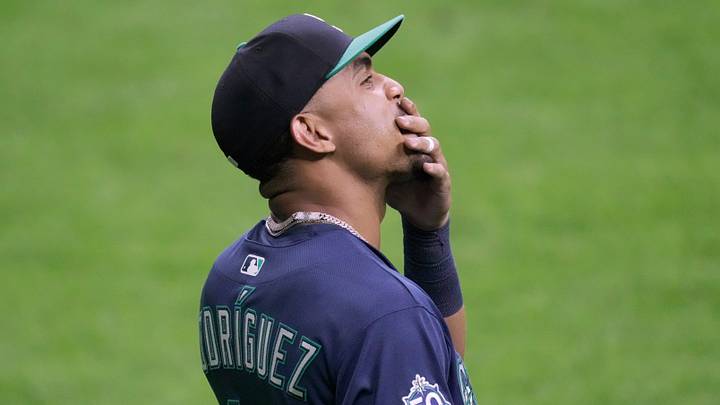 Seattle Mariners center fielder Julio Rodríguez (44) is shown after catching a sacrifice fly by Milwaukee Brewers designated hitter Christian Yelich and tossing the ball into the stands for a fielding error during the eighth inning of their game Tuesday, August 18, 2026 at American Family Field in. Milwaukee, Wisconsin. Seattle Mariners center fielder Julio Rodríguez (44) is shown after catching a sacrifice fly by Milwaukee Brewers designated hitter Christian Yelich and tossing the ball into the stands for a fielding error during the eighth inning of their game Tuesday, August 18, 2026 at American Family Field in. Milwaukee, Wisconsin.