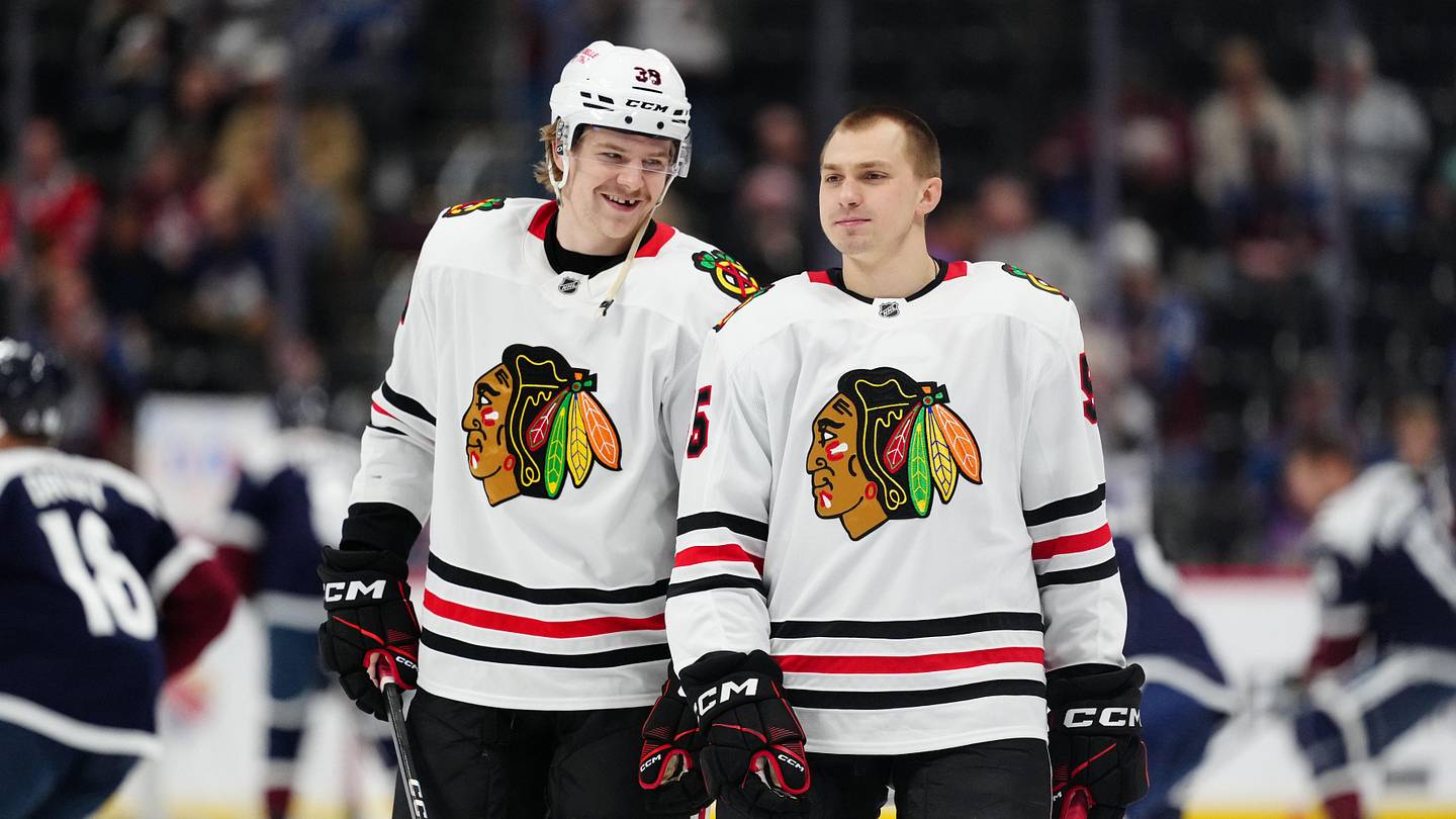 Michael Peca praises young Blackhawks defenseman