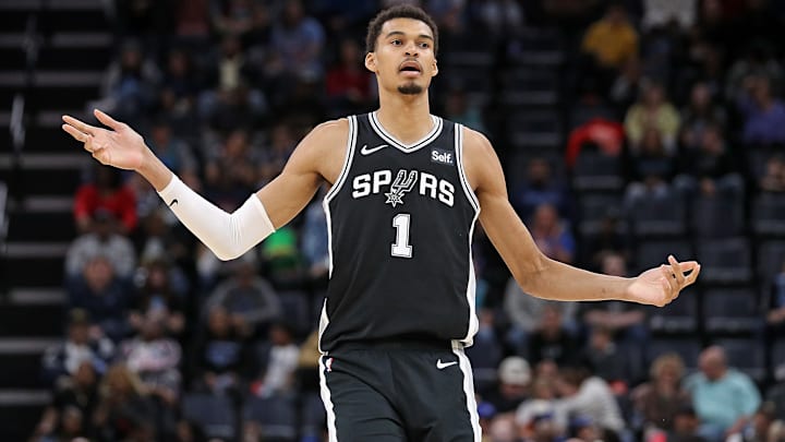 San Antonio Spurs v Memphis Grizzlies