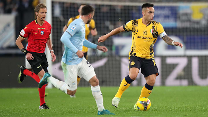 Lautaro Martínez já tem 16 gols na temporada 2024/25