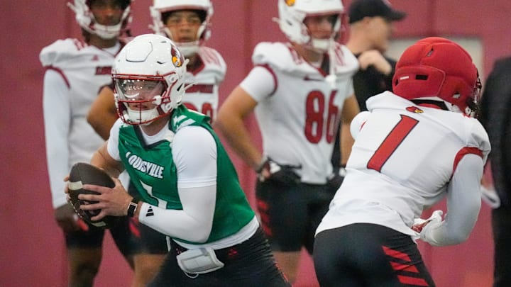 Former Ohio State Buckeyes quarterback Lincoln Kienholz is playing for keeps with Jeff Brohm's Louisville Cardinals