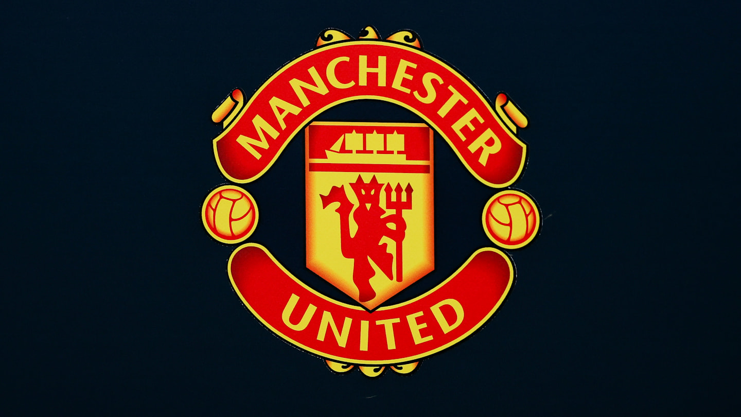 Manchester United told to sign former Celtic player