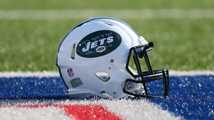 Dec 9, 2018; Orchard Park, NY, USA; General view of a New York Jets helmet prior to the game against the Buffalo Bills at New Era Field. Mandatory Credit: Rich Barnes-Imagn Images Dec 9, 2018; Orchard Park, NY, USA; General view of a New York Jets helmet prior to the game against the Buffalo Bills at New Era Field. Mandatory Credit: Rich Barnes-Imagn Images