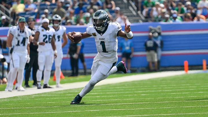 Eagles quarterback Jalen Hurts led Philadelphia to a come-from-behind-win at Tennessee on Sunday, tossing a three-yard scoring pass with nine seconds left. Eagles quarterback Jalen Hurts led Philadelphia to a come-from-behind-win at Tennessee on Sunday, tossing a three-yard scoring pass with nine seconds left.