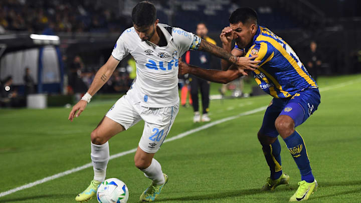 Villasanti é capitão do Grêmio