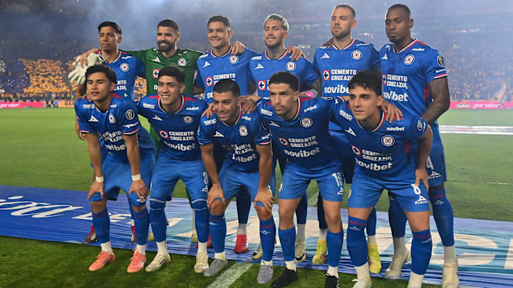 Tigres UANL v Cruz Azul - Playoffs Torneo Apertura 2025 Liga MX