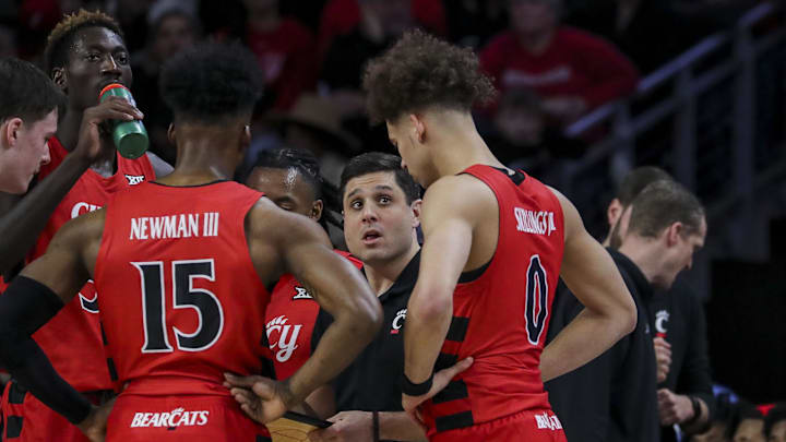 Cincinnati Bearcats roll past rival West Virginia Mountaineers at Fifth Third Arena in 2024