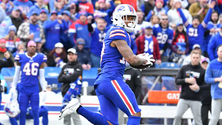 Oct 9, 2022; Orchard Park, New York, USA; Buffalo Bills wide receiver Gabe Davis (13) looks over his shoulder on the way to the end zone for a touchdown against the Pittsburgh Steelers in the first quarter at Highmark Stadium