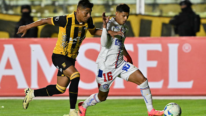 Bahia e The Strongest se enfrentam em Salvador