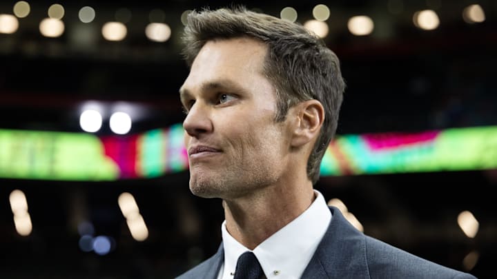 Feb 9, 2025; New Orleans, LA, USA; Fox Sports announcer Tom Brady on the field before Super Bowl LIX between the Philadelphia Eagles and the Kansas City Chiefs at Ceasars Superdome. Mandatory Credit: Mark J. Rebilas-Imagn Images Feb 9, 2025; New Orleans, LA, USA; Fox Sports announcer Tom Brady on the field before Super Bowl LIX between the Philadelphia Eagles and the Kansas City Chiefs at Ceasars Superdome. Mandatory Credit: Mark J. Rebilas-Imagn Images