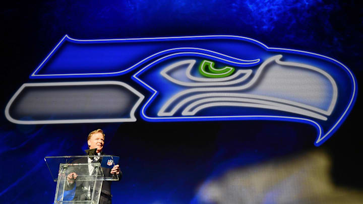 Apr 28, 2022; Las Vegas, NV, USA; NFL commissioner Roger Goodell announces Mississippi State offensive tackle Charles Cross as the ninth overall pick to the Seattle Seahawks during the first round of the 2022 NFL Draft at the NFL Draft Theater. Mandatory Credit: Gary Vasquez-Imagn Images