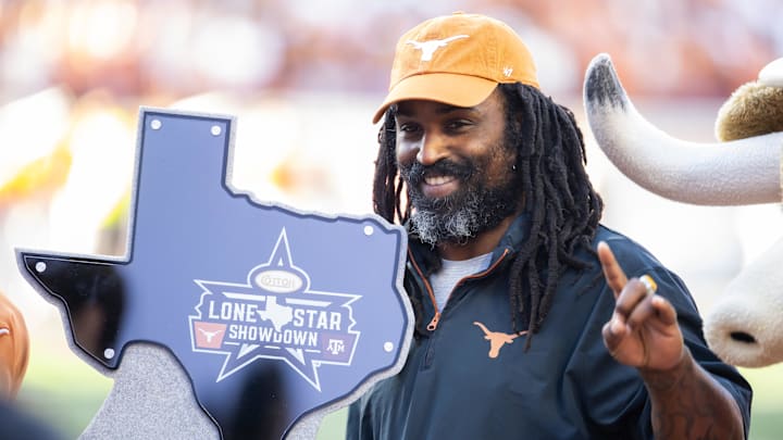 Dec 21, 2024; Austin, Texas, USA; Former Texas Longhorns running back Ricky Williams in attendance of the game against the Clemson Tigers during the CFP National playoff first round at Darrell K Royal-Texas Memorial Stadium. Mandatory Credit: Mark J. Rebilas-Imagn Images Dec 21, 2024; Austin, Texas, USA; Former Texas Longhorns running back Ricky Williams in attendance of the game against the Clemson Tigers during the CFP National playoff first round at Darrell K Royal-Texas Memorial Stadium. Mandatory Credit: Mark J. Rebilas-Imagn Images