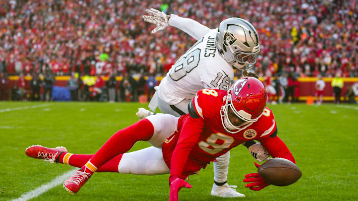 Nov 29, 2024; Kansas City, Missouri, USA; Kansas City Chiefs wide receiver DeAndre Hopkins (8) is unable to make a catch against Las Vegas Raiders cornerback Jack Jones (18) during the first half at GEHA Field at Arrowhead Stadium. Nov 29, 2024; Kansas City, Missouri, USA; Kansas City Chiefs wide receiver DeAndre Hopkins (8) is unable to make a catch against Las Vegas Raiders cornerback Jack Jones (18) during the first half at GEHA Field at Arrowhead Stadium.