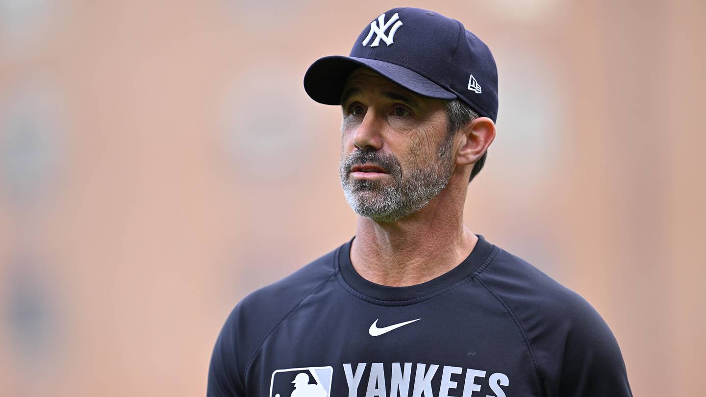 Potential Yankees bench coach pivots if Brad Ausmus leaves for Astros managerial job