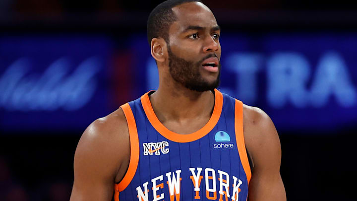 Philadelphia 76ers v New York Knicks