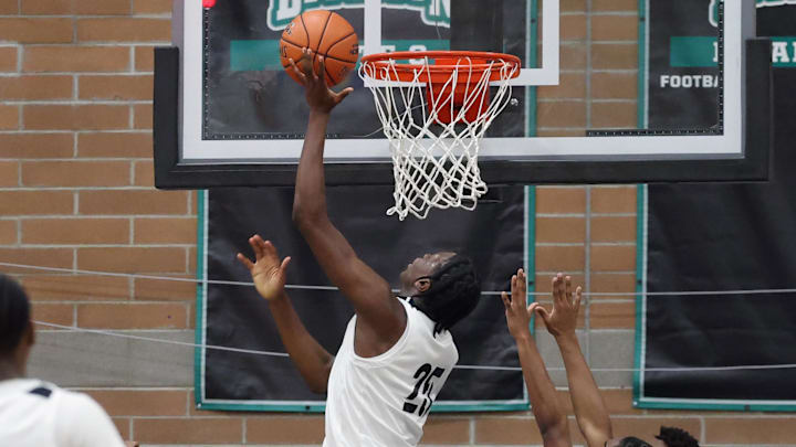Jan 3, 2025; Gilbert, AZ, USA; CIA Bella Vista (AZ) forward Paul Osaruyri (25) against Arizona Compass Prep during the Hoophall West High School Invitational at Highland High School. Mandatory Credit: Mark J. Rebilas-Imagn Images