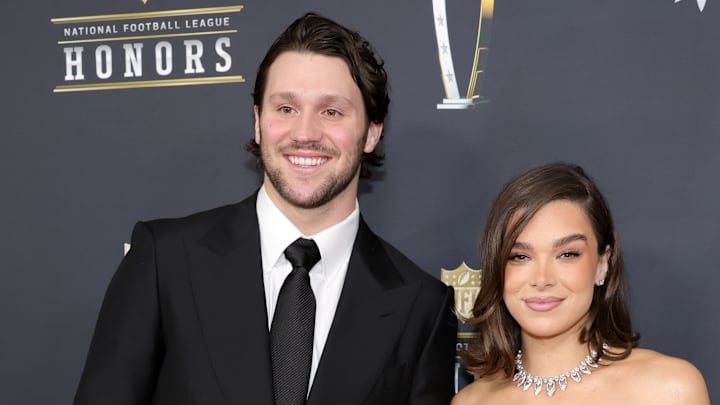 Josh Allen and Hailee Steinfeld
