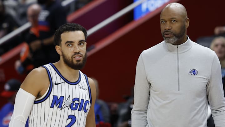 Oct 29, 2025; Detroit, Michigan, USA; Orlando Magic head coach Jamahl Mosley talks to guard Tyus Jones (2) in the first half against the Detroit Pistons at Little Caesars Arena. Mandatory Credit: Rick Osentoski-Imagn Images Oct 29, 2025; Detroit, Michigan, USA; Orlando Magic head coach Jamahl Mosley talks to guard Tyus Jones (2) in the first half against the Detroit Pistons at Little Caesars Arena. Mandatory Credit: Rick Osentoski-Imagn Images