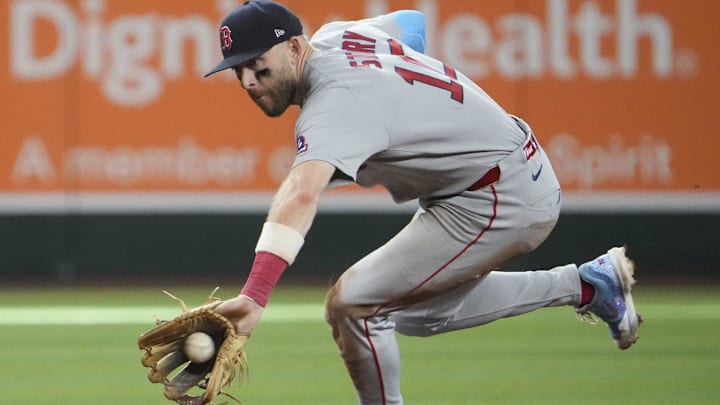 Boston Red Sox shortstop Trevor Story (10) fields a ground ball against the Arizona Diamondbacks during the fifth inning at Chase Field on Sept. 7, 2025.