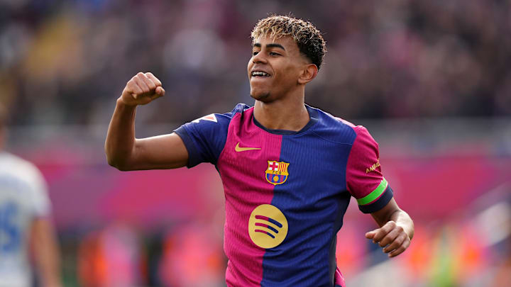 Yamal cortou o pé no último fim de semana e é dúvida para o jogo do Barcelona
