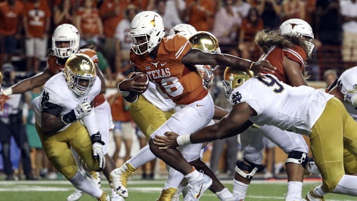 Sep 4, 2016; Austin, TX, USA;  Texas Longhorns quarterback Tyrone Swoopes (18) runs for the game winning touchdown during the game against the Notre Dame Fighting Irish at Darrell K Royal-Texas Memorial Stadium. Mandatory Credit: Kevin Jairaj-Imagn Images