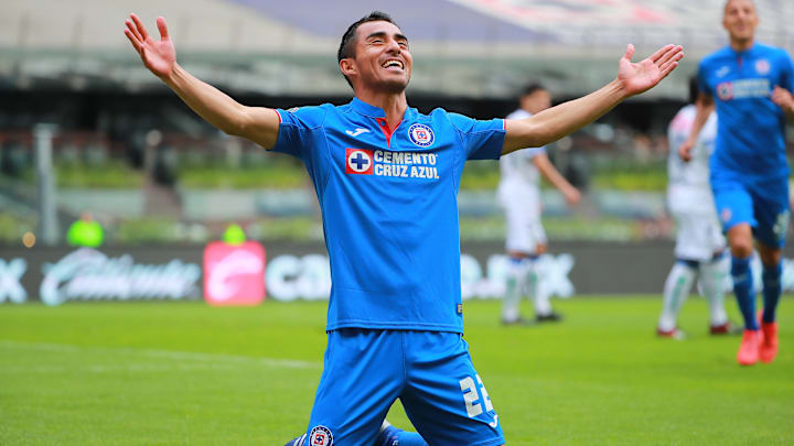 Pese a las críticas constantes de la afición celeste, Rafael Baca fue constante y logró ser campeón con Cruz Azul.