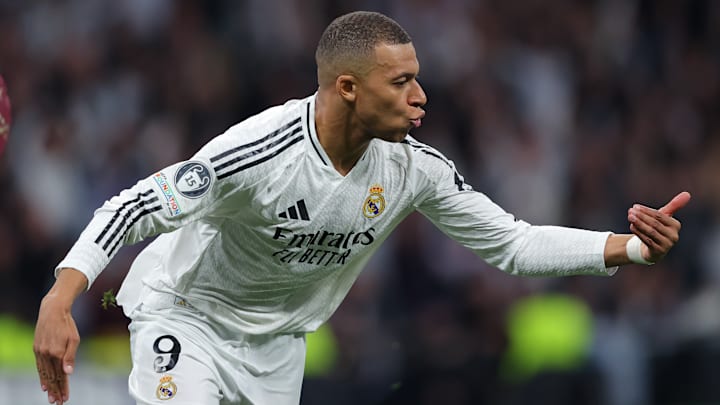 Kylian Mbappé est de retour en très grande forme. Kylian Mbappé est de retour en très grande forme.