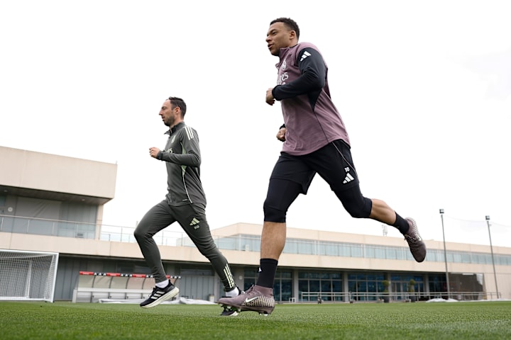 กิลเลียน เอ็มบัปเป้