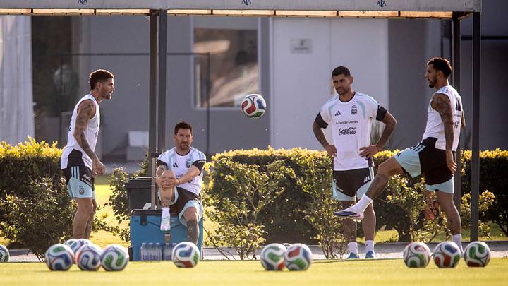 ARGENTINA-BUENOS AIRES-FOOTBALL-FRIENDLY-TRAINING ARGENTINA-BUENOS AIRES-FOOTBALL-FRIENDLY-TRAINING